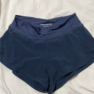 Outdoor Voices size M short
